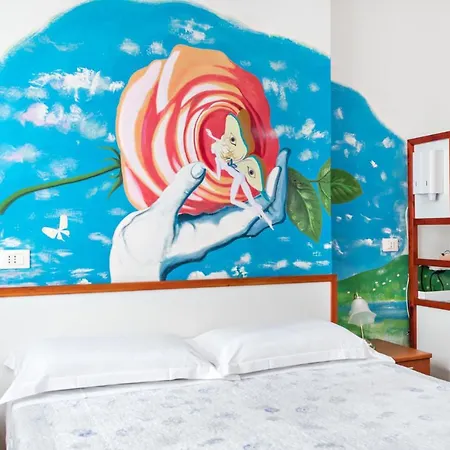 Lia Rooms 4 Guest house