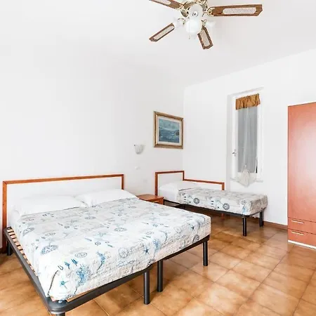 Lia Rooms 4 Guest house La Spezia