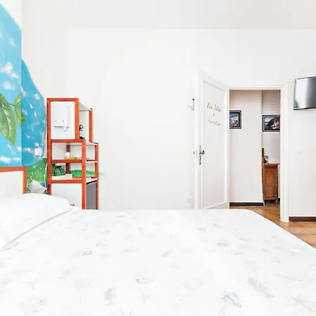 Lia Rooms 4 La Spezia